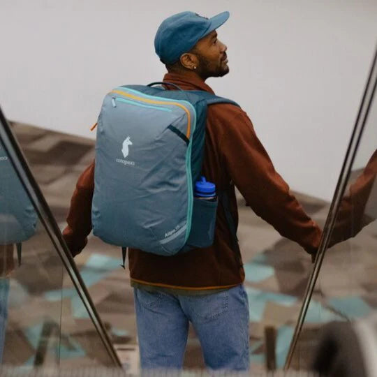 cotopaxi allpa 35l spruce Cotopaxi Allpa 35L Travel Pack in Blue Spruce/Abyss