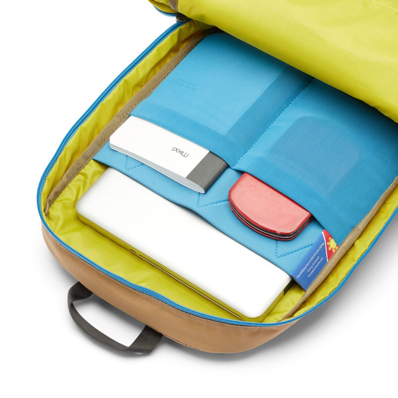 Vaya 18L Backpack - Cada Día