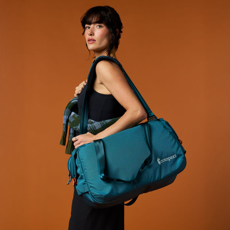 Viaje 35L Travel Duffel