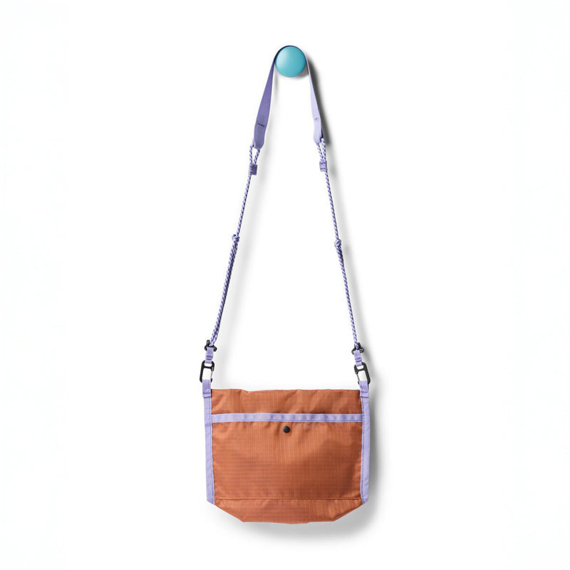 Lista 2L Lightweight Crossbody Bag - Cada Día