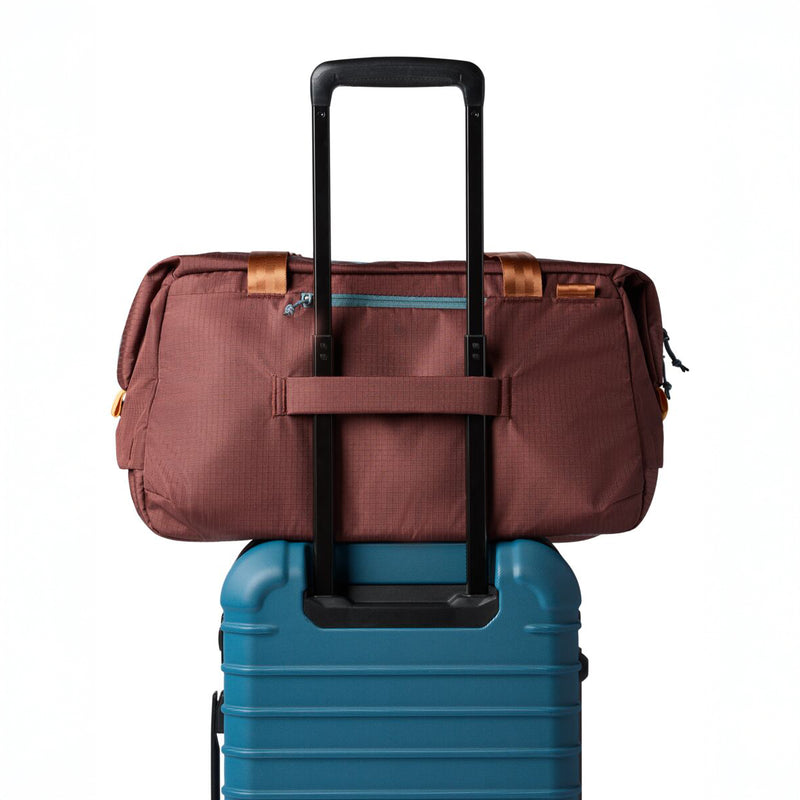 Viaje 35L Travel Duffel
