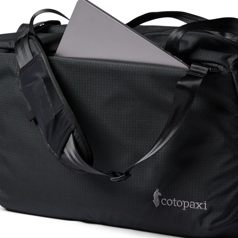Viaje 45L Travel Duffel