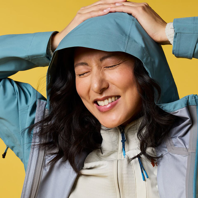 Impermeo 3L Hooded Shell Jacket - Womens