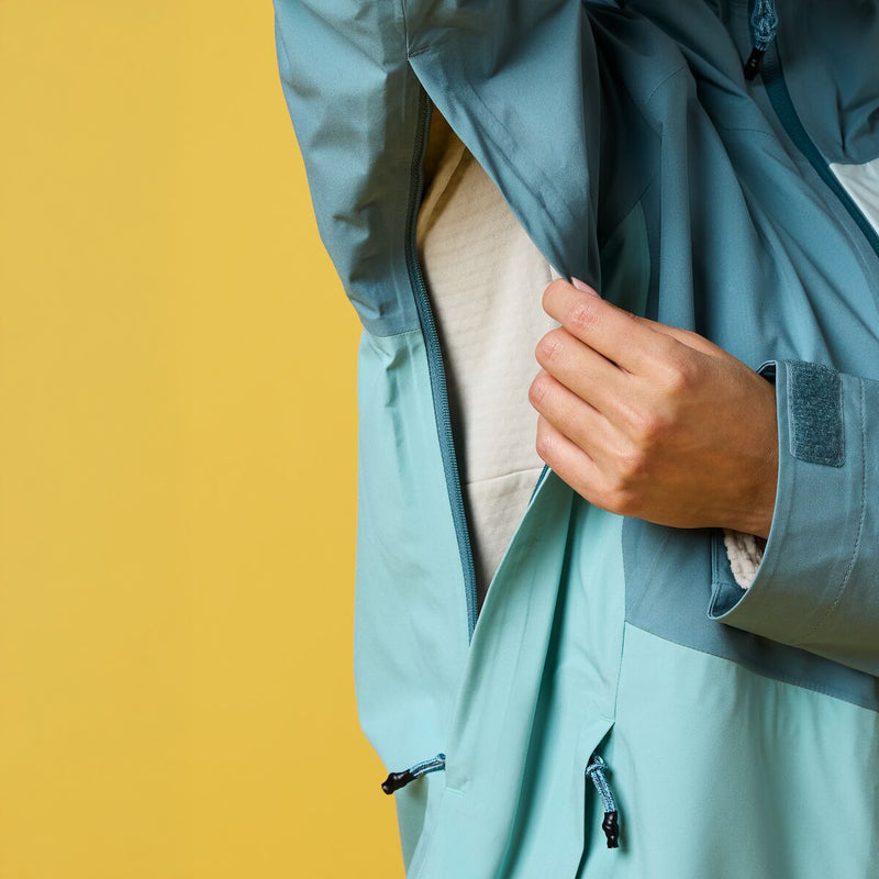 Impermeo 3L Hooded Shell Jacket - Womens