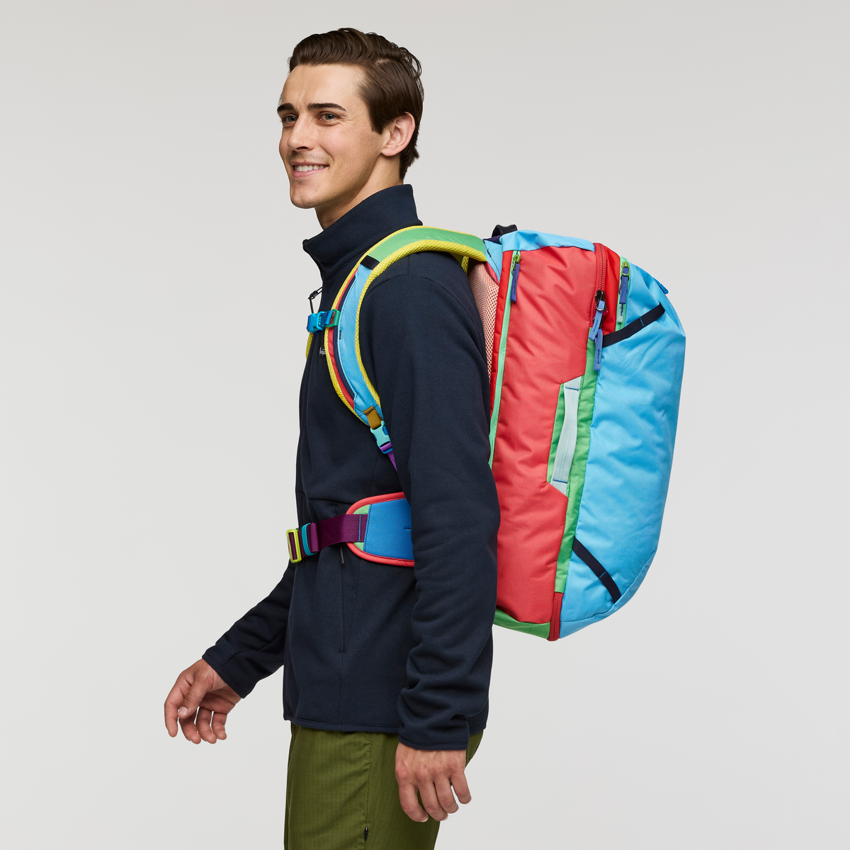 Cotopaxi Allpa 42L Travel Pack Del Día – Cotopaxi UK