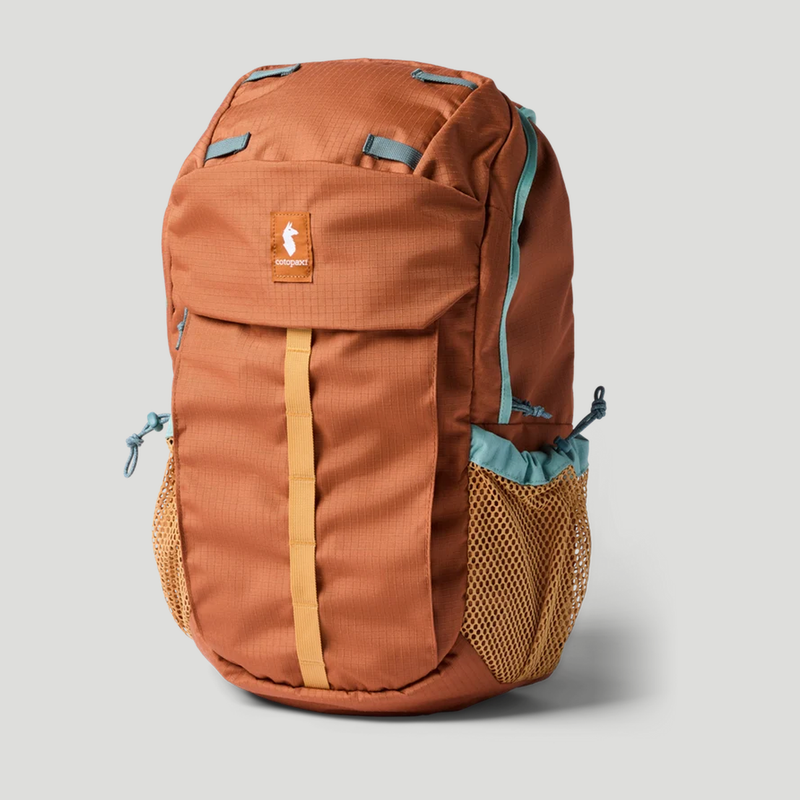 Clase 28L Daypack