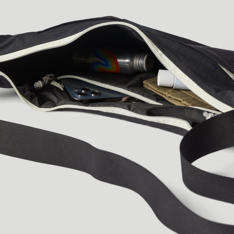 Empacable 6L Crescent Bag