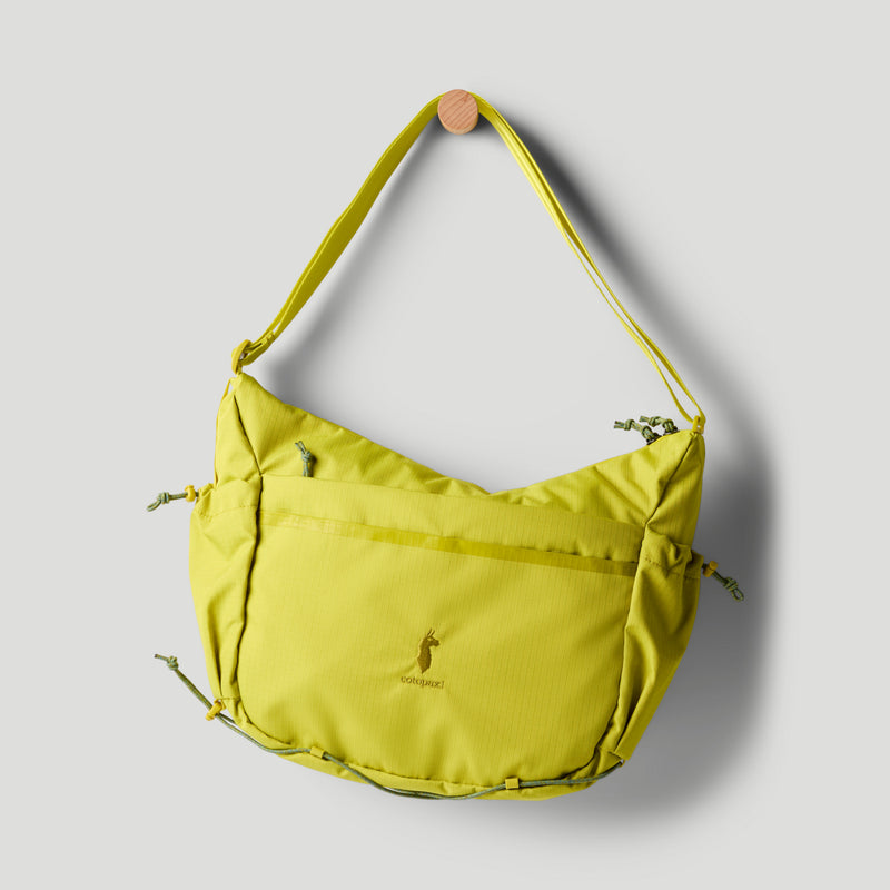 Viaje 12L Shoulder Bag