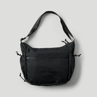 Viaje 12L Shoulder Bag