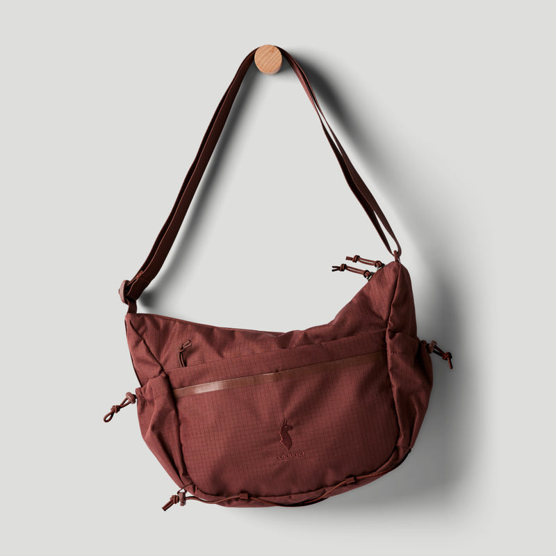 Viaje 9L Shoulder Bag